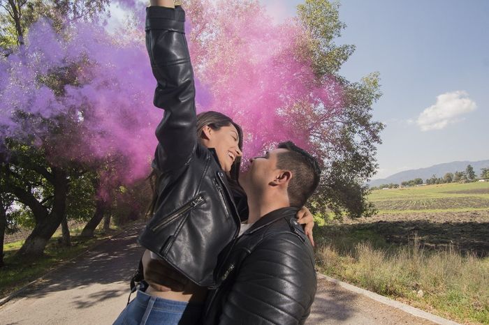 Reto con regalo: Sube una foto con tu pareja🎁 - 1