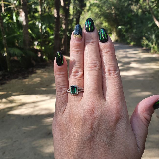 Mi anillo de compromiso, Edilia 1