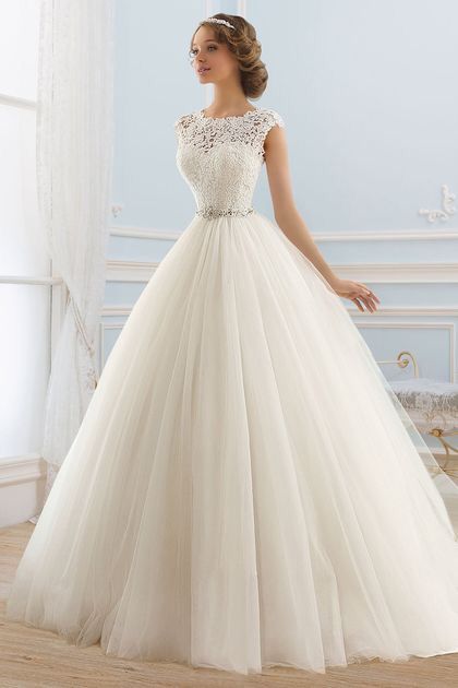Si tu Fm tuviera que elegir tu vestido de boda.. 14