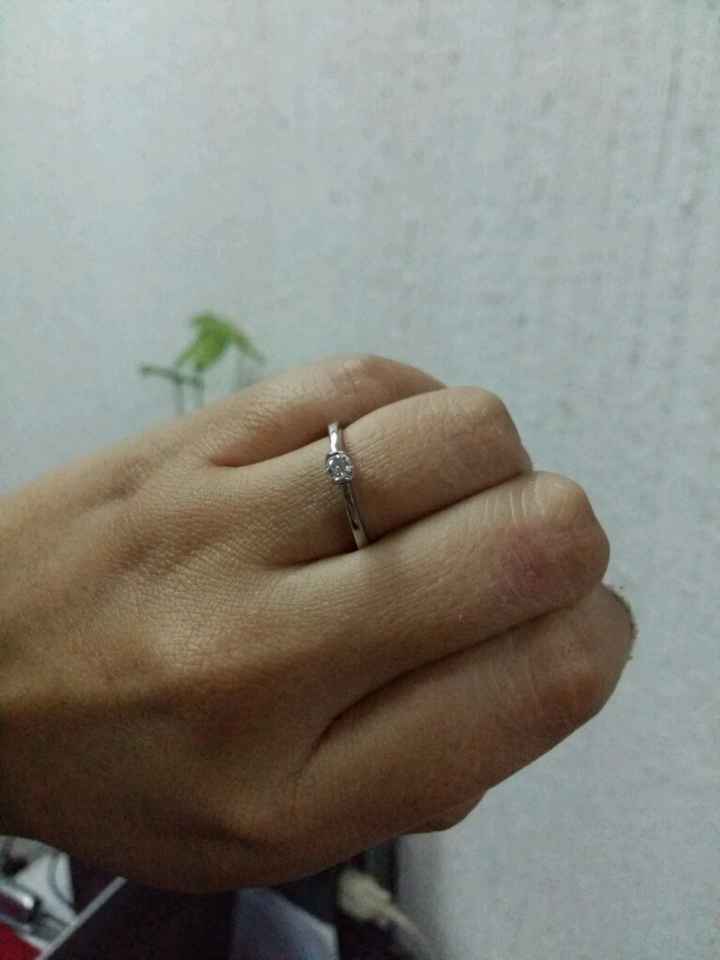 Presuman su anillo de compromiso!! - 1