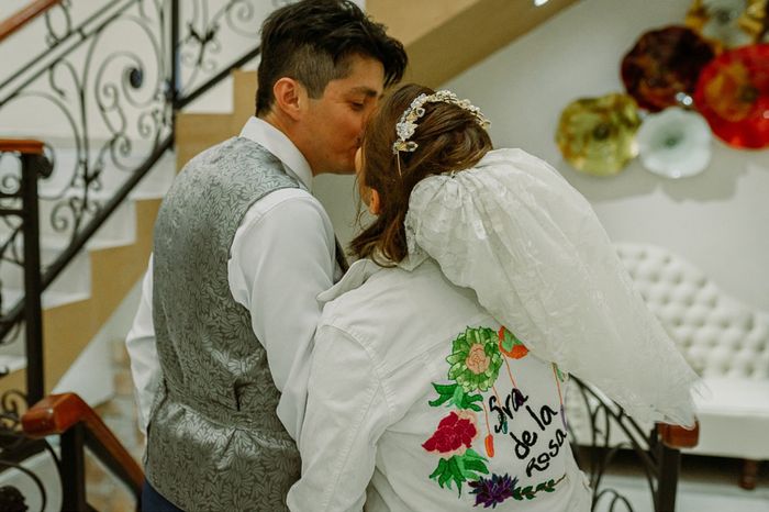 Chamarras de mezclilla en tu gran día b 6