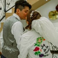 Chamarras de mezclilla en tu gran día b - 1