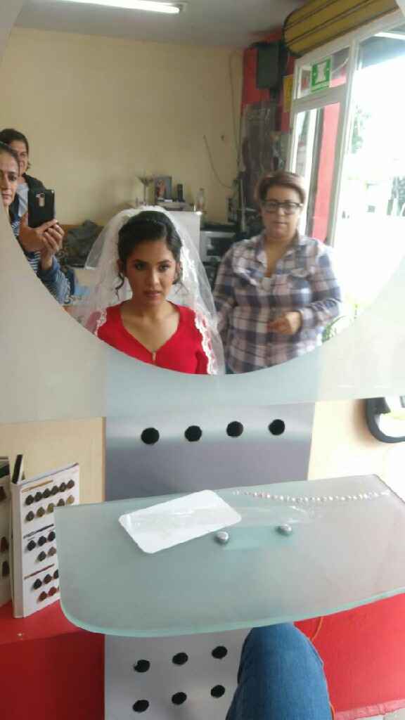 Ayuda con el maquillaje - 1