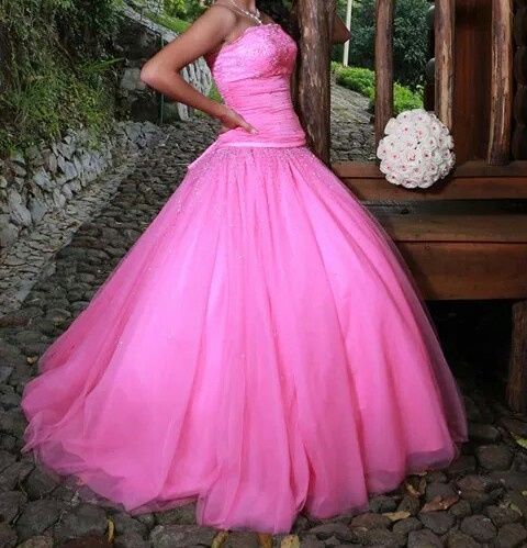 Cuánto gastaron en el vestido?? - 1