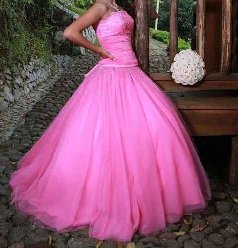 Cuánto gastaron en el vestido?? - 1