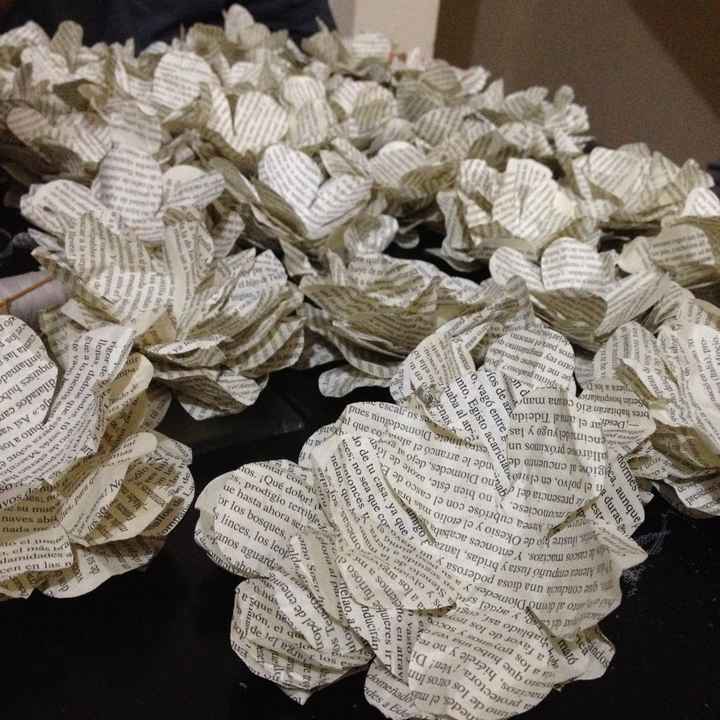 Flores papel de libro!