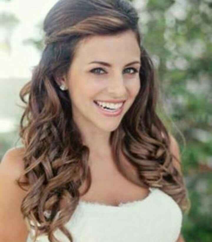 Peinado con cabello suelto y lacio - 4