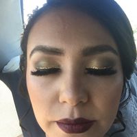 Y estas del día de la boda (los cabellitos sueltos del frente me los acomodaron en el peinado porque