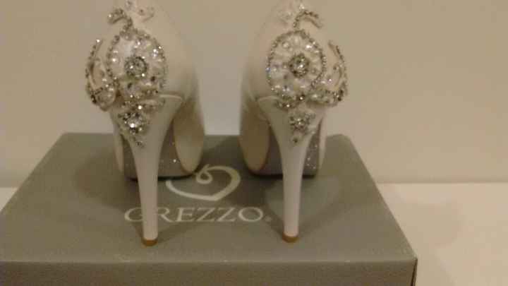 Ya tengo mis zapatos! y molesta con servicio de briden formal - 2