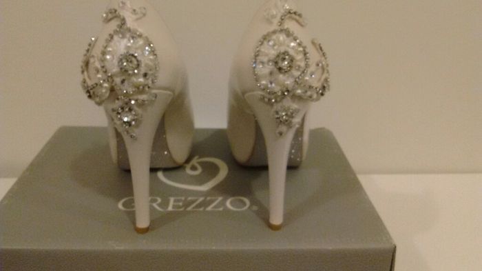 Ya tengo mis zapatos! y molesta con servicio de briden formal - 2