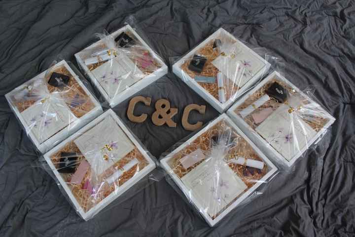 las puse todas en su bolsa de celofán para entregárselas 