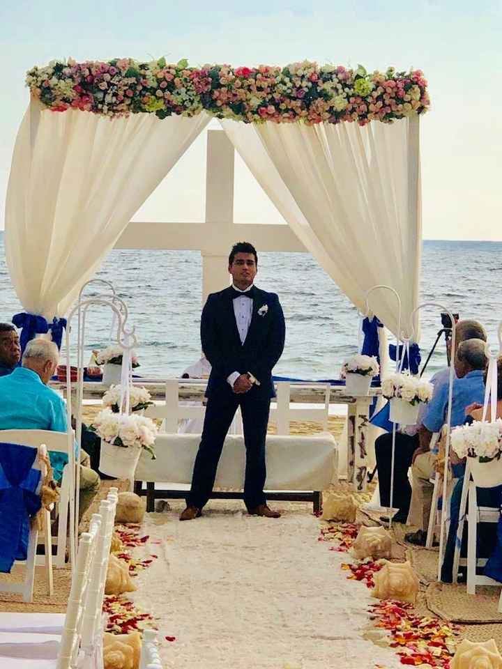 esperandome en el altar 