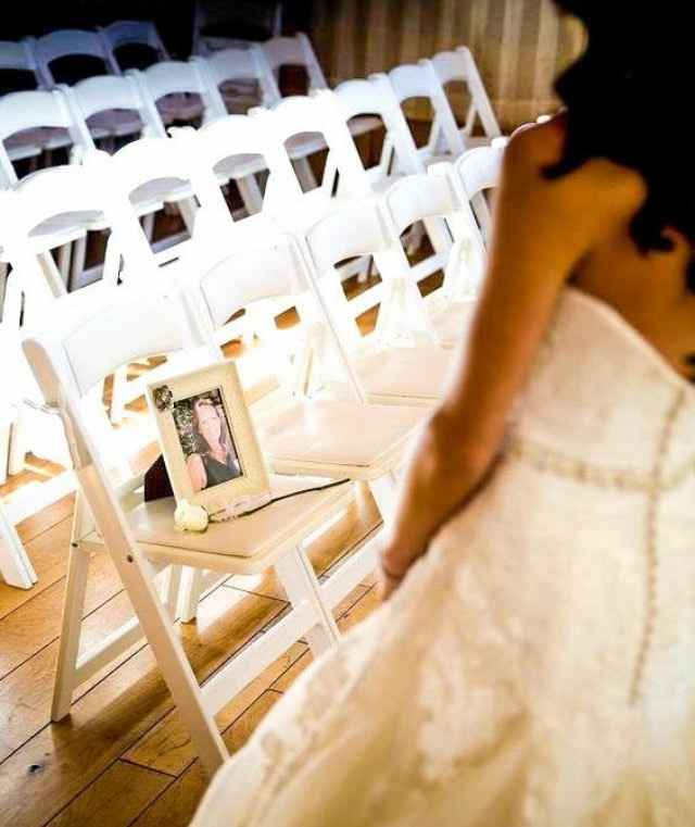 Ideas para recordar ausencias familiares en la boda - 1