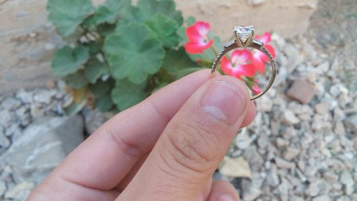 Les presumo mi anillo 💍!!! - 2