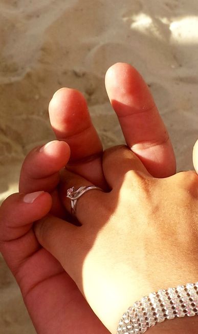 10 fotos que no te pueden faltar con tu anillo de compromiso - 1