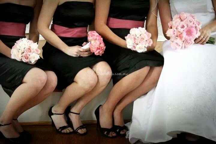 Tmb me gustaría mis hermanas con este detalle rosa