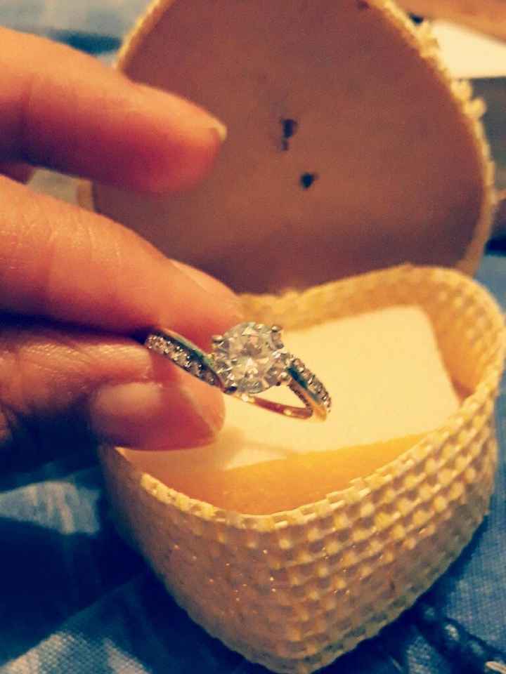  Anillo de compromiso... - 1