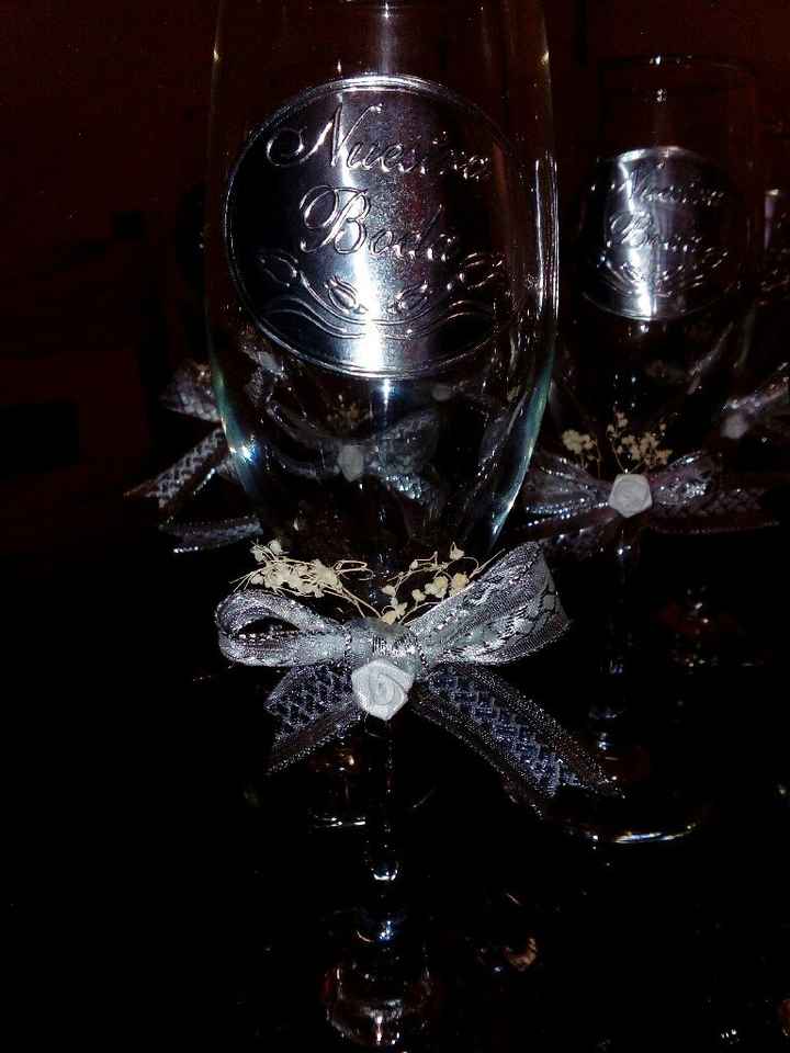 Listas copas para el brindis :) - 8