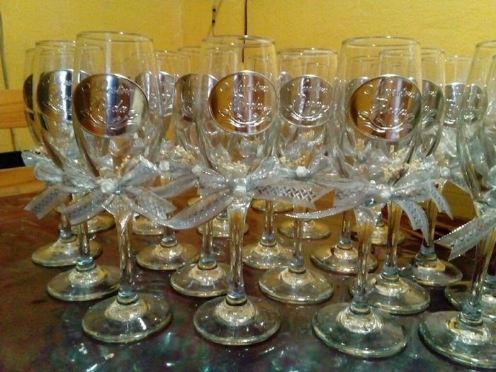 Listas copas para el brindis :) - 3