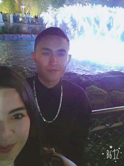Sube una foto con tu pareja - 1