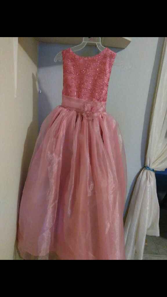  Vestidos para pajes? - 1
