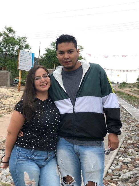 Reto con regalo: Sube una foto con tu pareja🎁 - 1