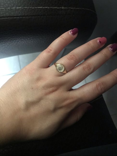 Por último... Muéstranos tu anillo 💍😍 - 1