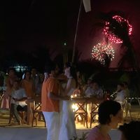 En nuestro baile, se veían fuegos artificiales de otra boda jajaja 