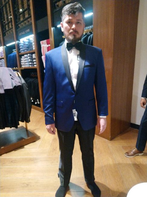 y con ustedes el traje de Novio - 4