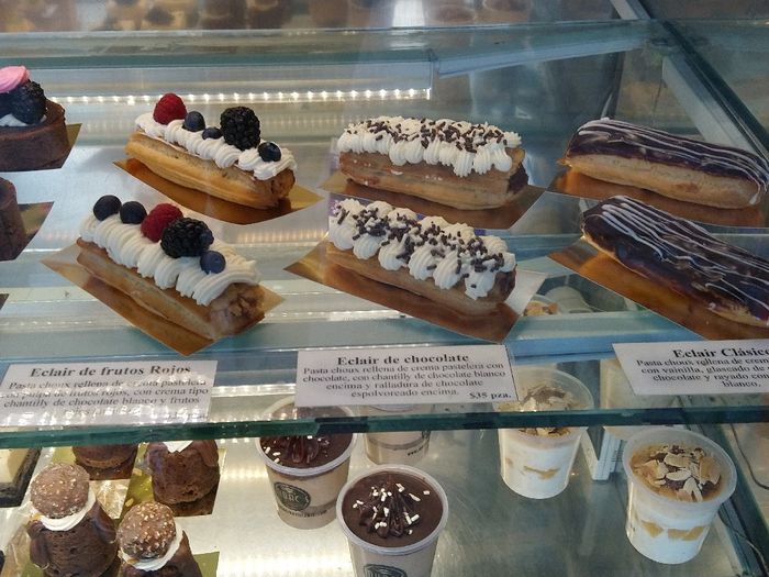 Petit Fours de Muac's Patisserie - 1