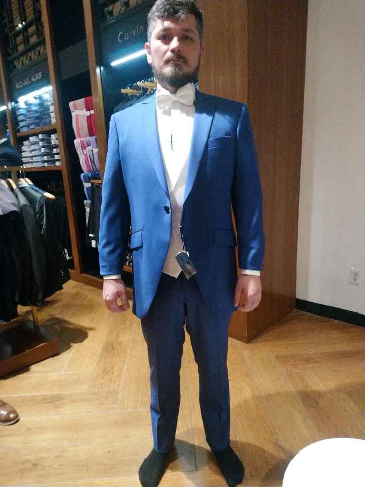 y con ustedes el traje de Novio - 2