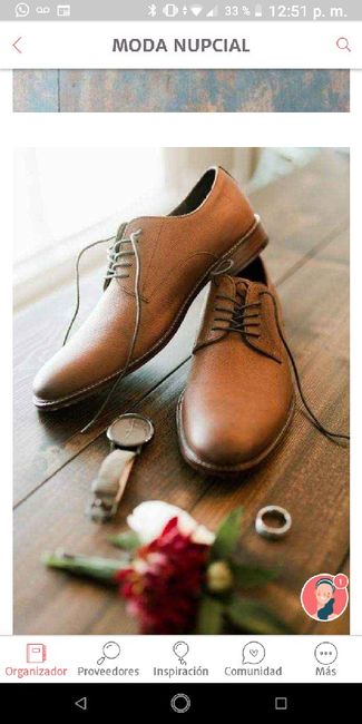 Foto de los zapatos del novio y accesorios 6