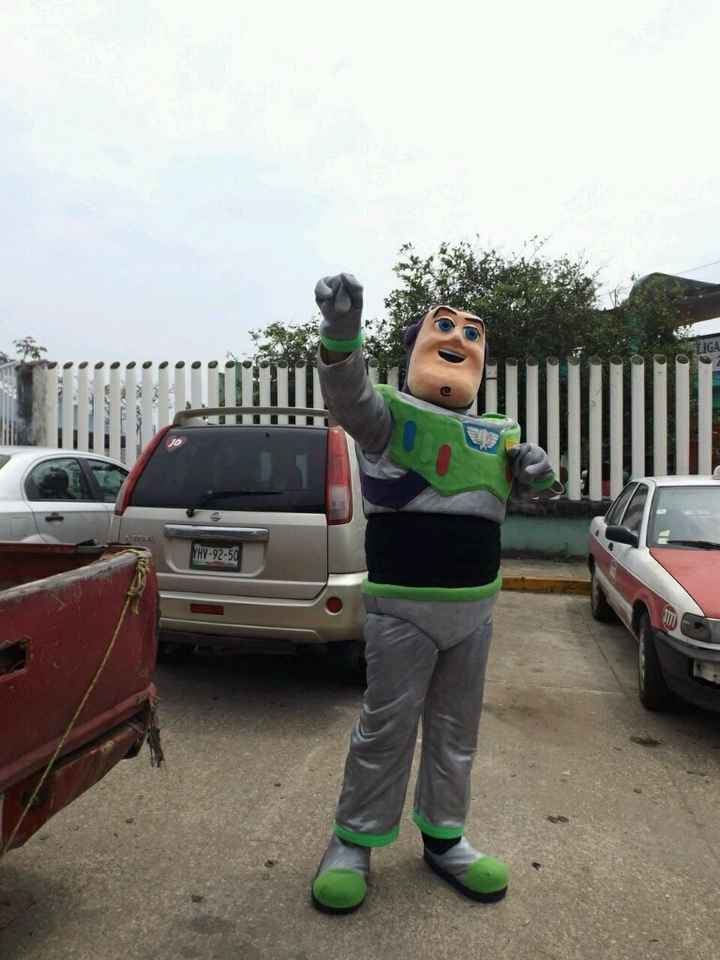 Fotos de la pedida de mano al estilo buzz lighyear! - 1