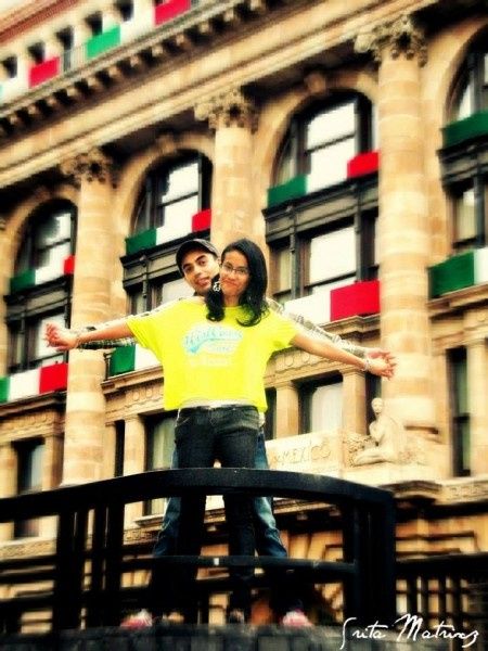 Fabian y Alma en el Banco de México