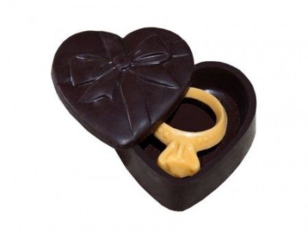 Anillo de compromiso de chocolate