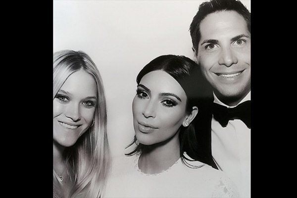 El curioso álbum de Kim y Kanye 24