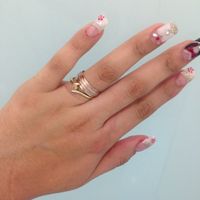 MIS UÑAS Y ANIILLO DE CASADA