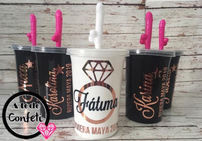 ¿Que tipo de detalles les dieron a sus Damas de Honor? 5