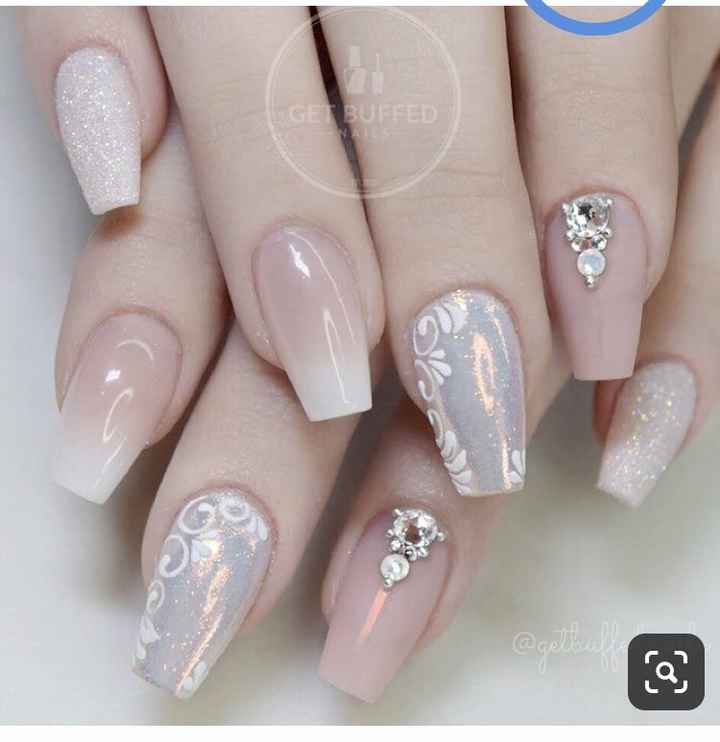 Nueva en esto, ayuda con diseños de uñas - 2
