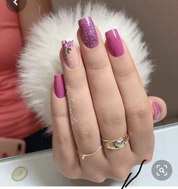 Uñas rosas para tu despedida de soltera - 3