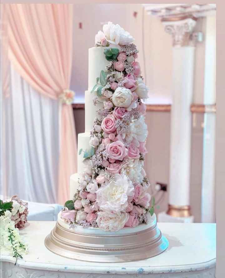 Pasteles de boda con flores - 1