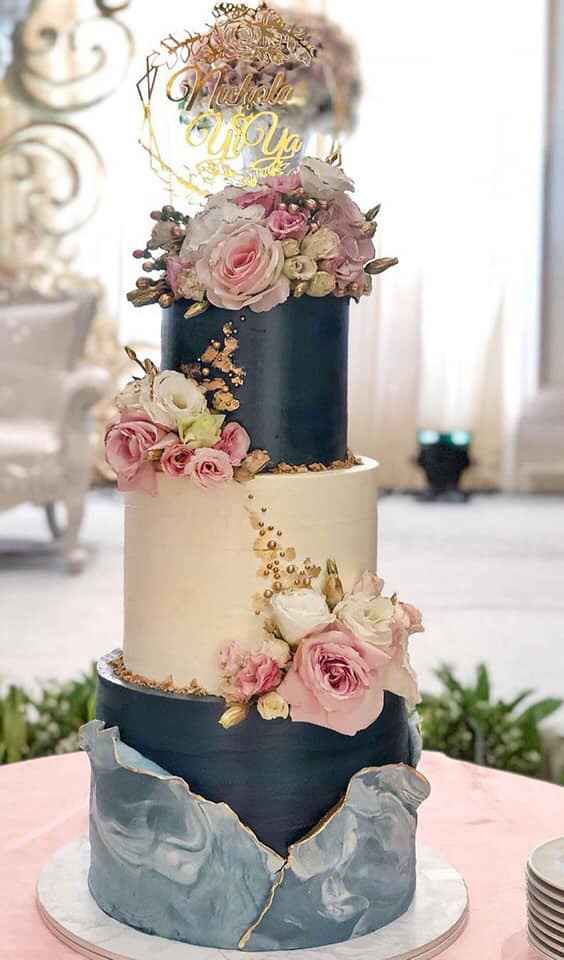 Pasteles de boda con flores - 4