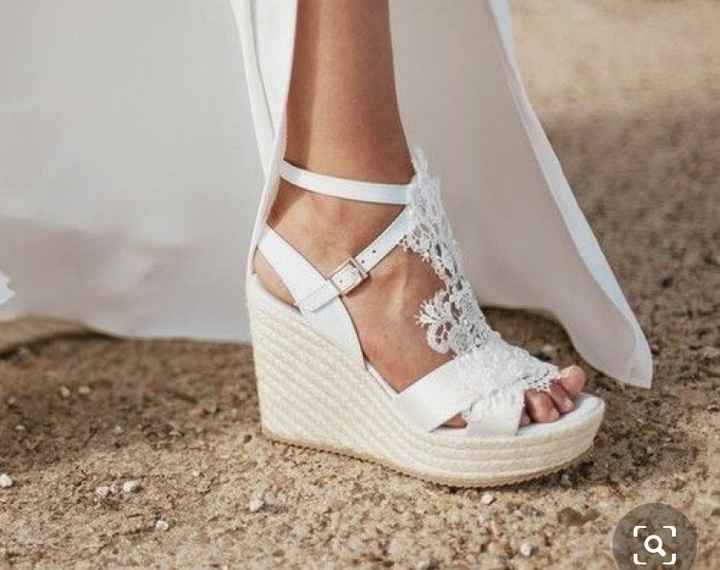 ¿Qué zapatos debe usar una novia en playa? 🤔 - 1