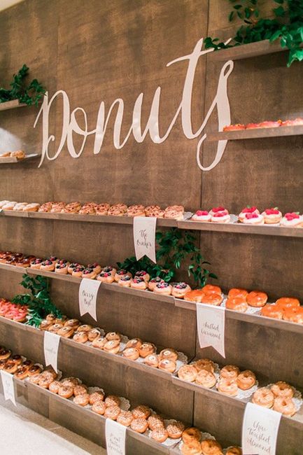 DONAS PARED