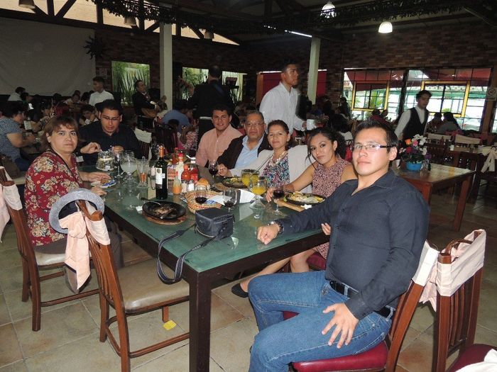 FAMILIA