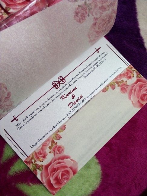 Invitaciones en mis manos - 2