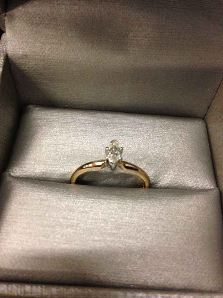 De donde es su anillo ??  el mio de amore mio - 1