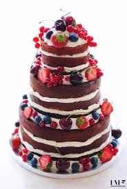 Nude cake