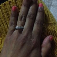  ¡Presuman sus anillos con su manicure favorito! - 1