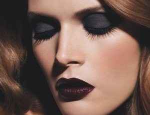 NO A ESTE MAQUILLAJE